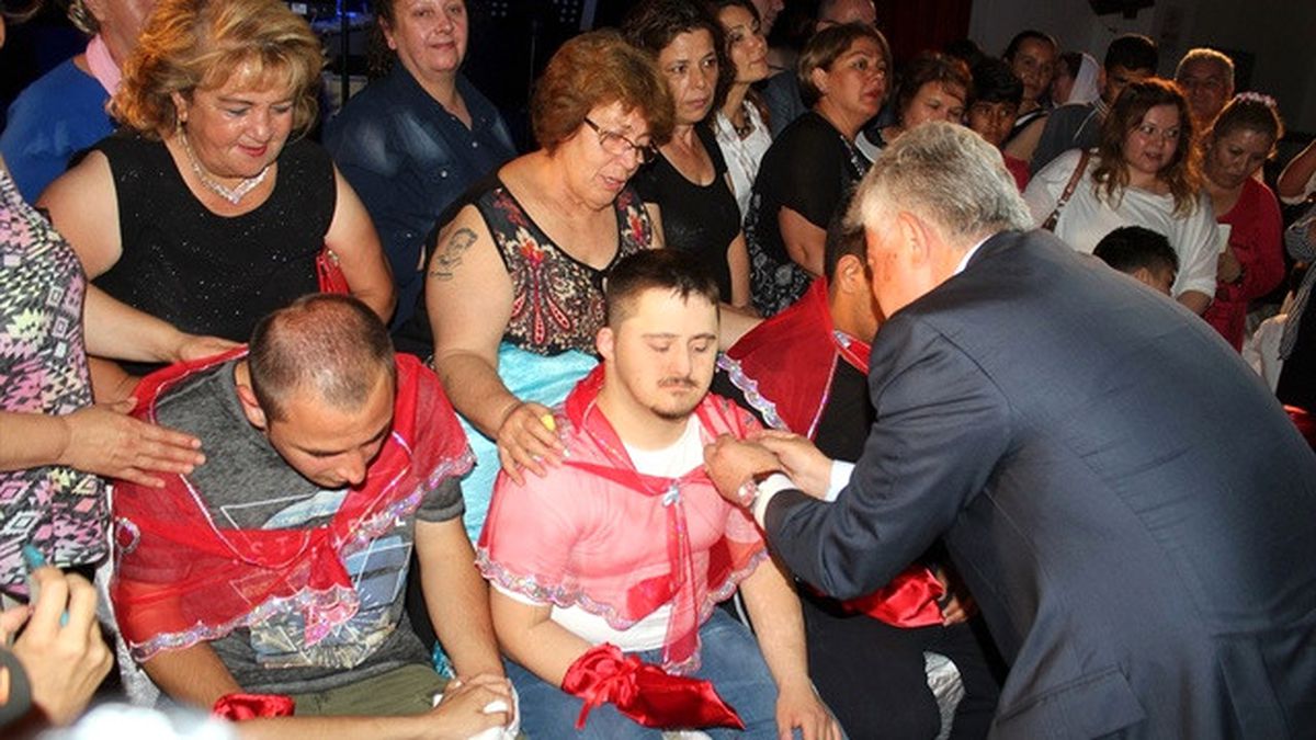 Engelli Gençlere "Asker Kınası Gecesi"