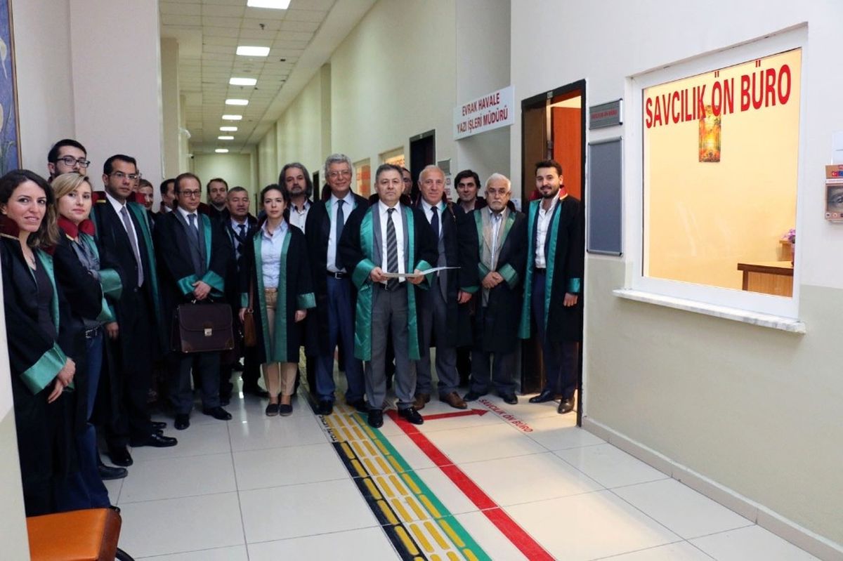 Eskişehir Barosundan "Atatürk\'e Hakaret" İddiasına Suç Duyurusu