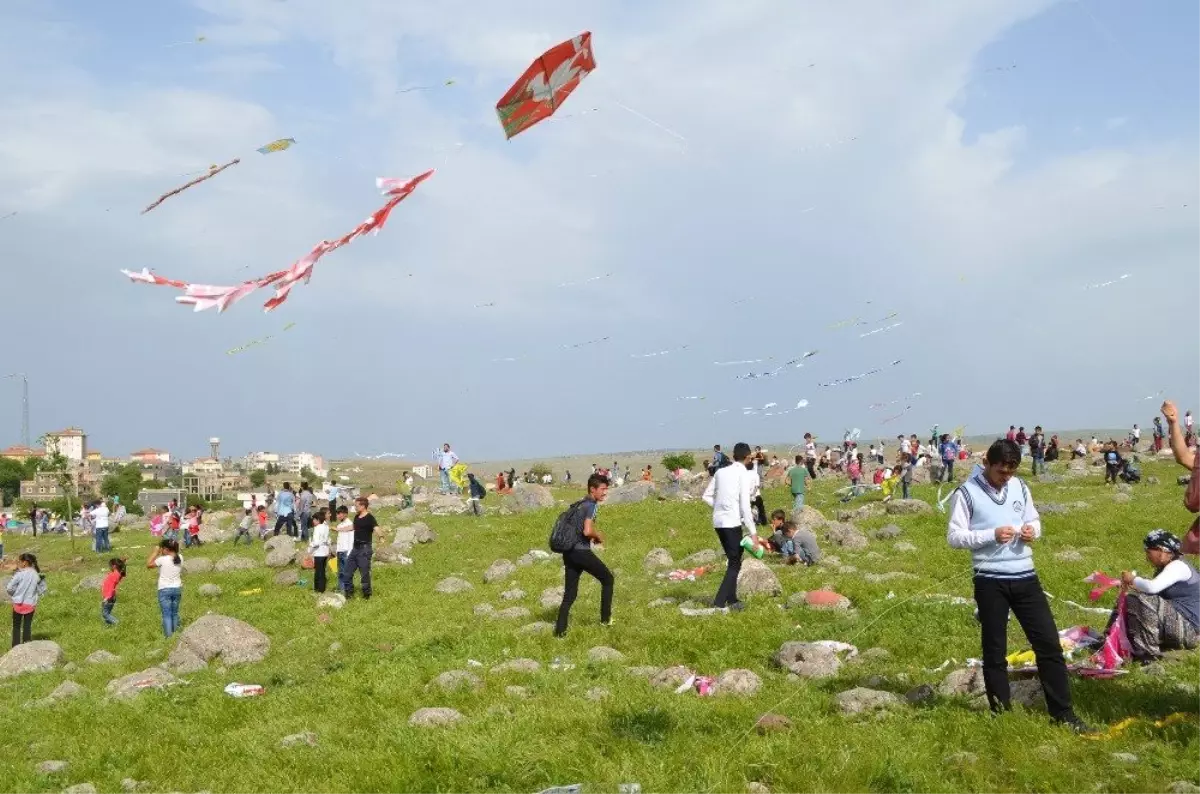 İdil Belediyesinden Uçurtma Şenliği