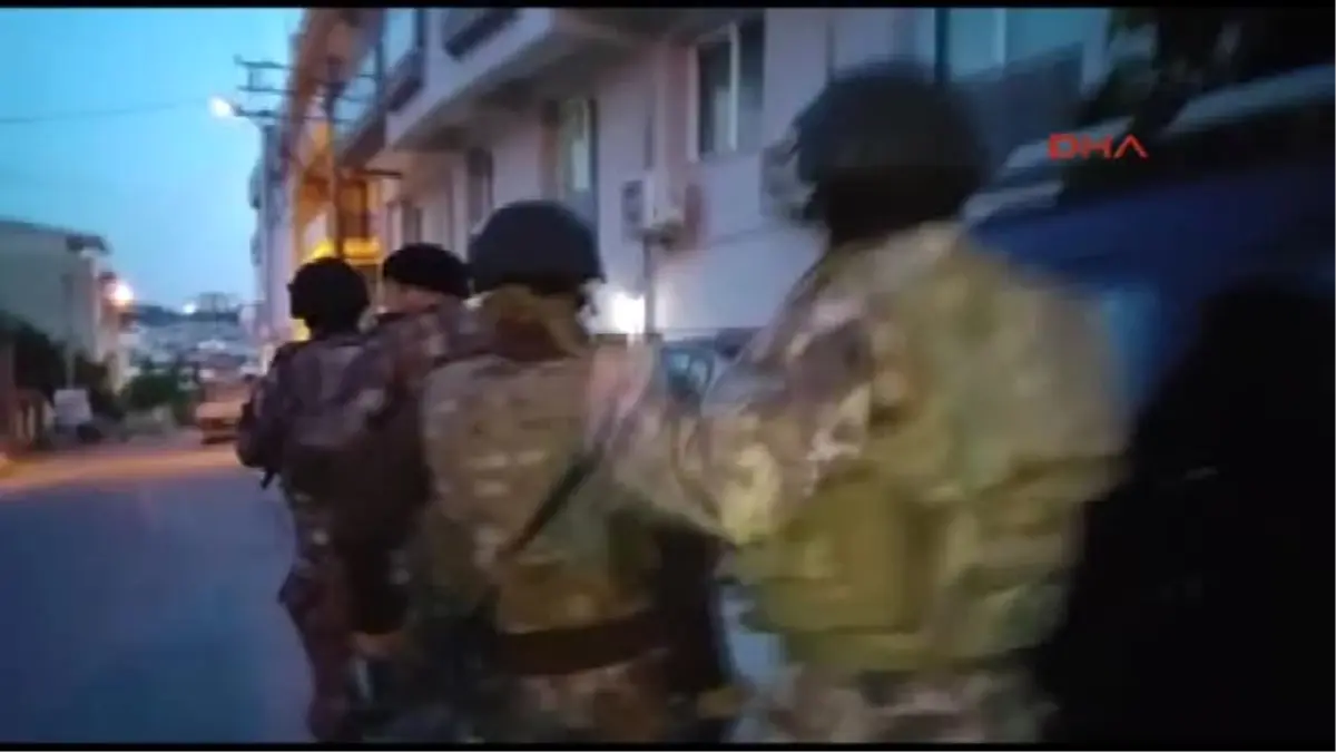 Izmir - Suriye\'de Öldürülen Ulaş Bayraktaroğlu Için Intikam Saldırısı Planlayanlar Yakalandı