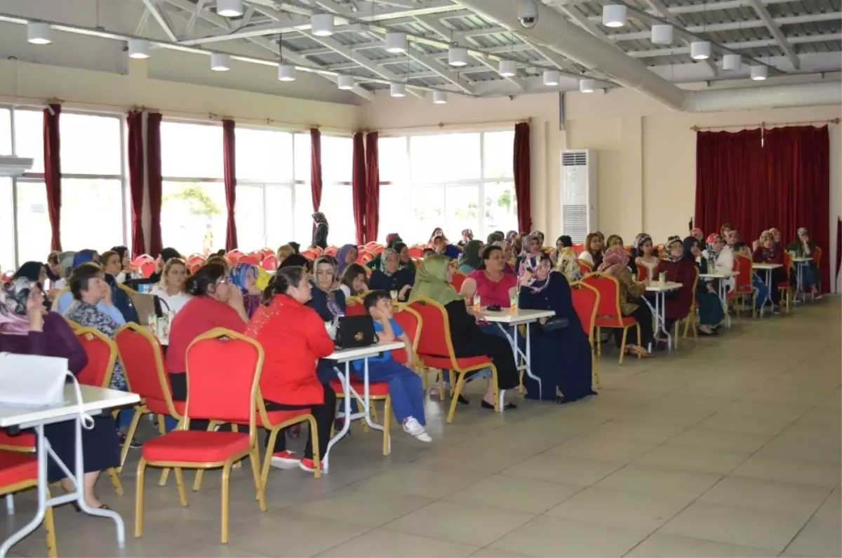 Kartepe Kadınlar Kulübüne Astım Semineri