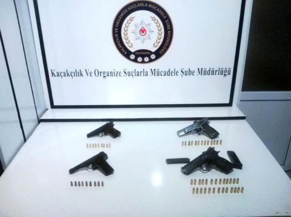 Kastamonu\'da Polisin Denetimlerinde 6 Gözaltı