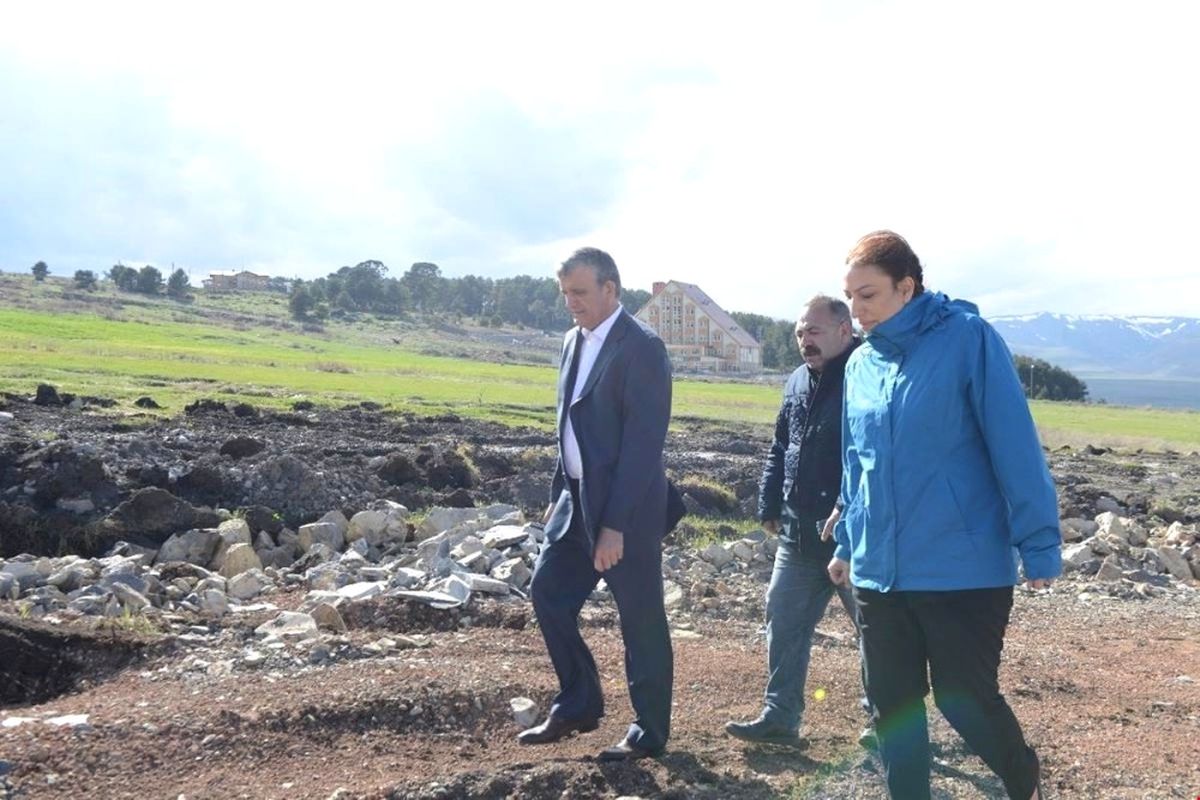 Vali Özefe, Yatırımları Denetledi