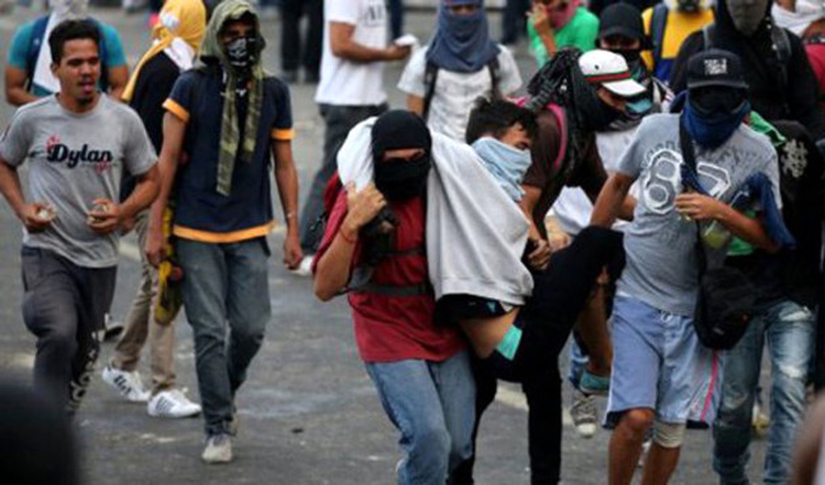 Venezuela\'daki Hükümet Karşıtı Gösteriler