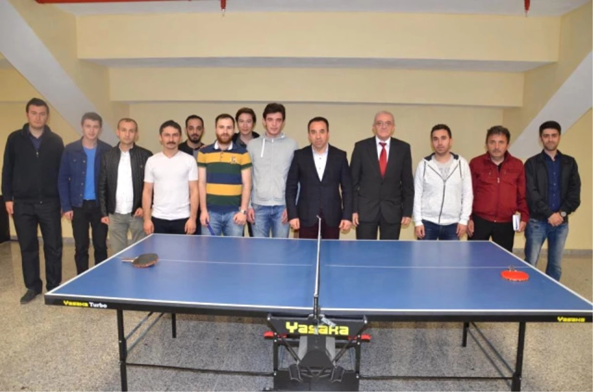 Adana\'da Masa Tenisi Aday Hakem Kursu Başladı