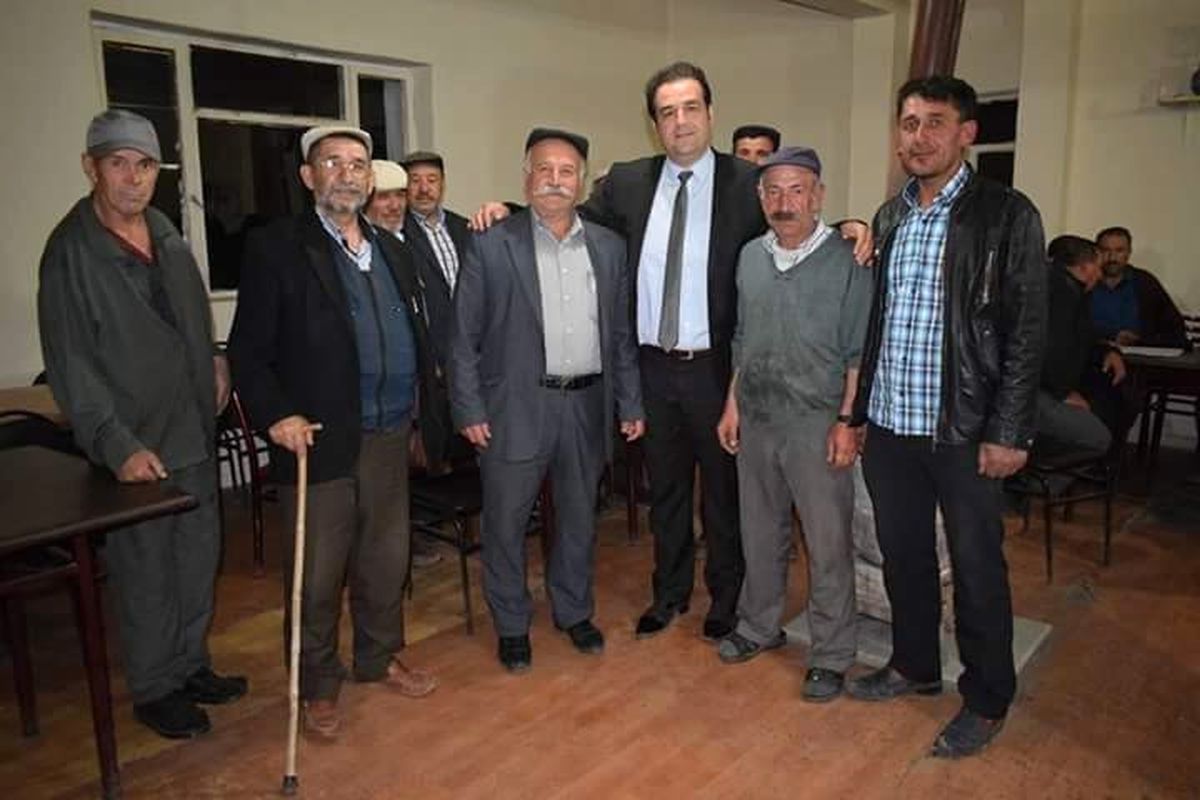 AK Parti Tepebaşı Yöneticileri Cumhuriyet Mahallesi\'nde