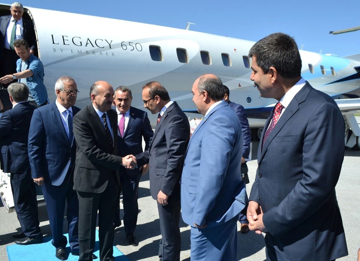 Bakan Müezzinoğlu: "Önümüzdeki 4 Ayda Yoğun Şekilde İş Sağlığı ve Güvenliği Konusunu Çalışacağız"