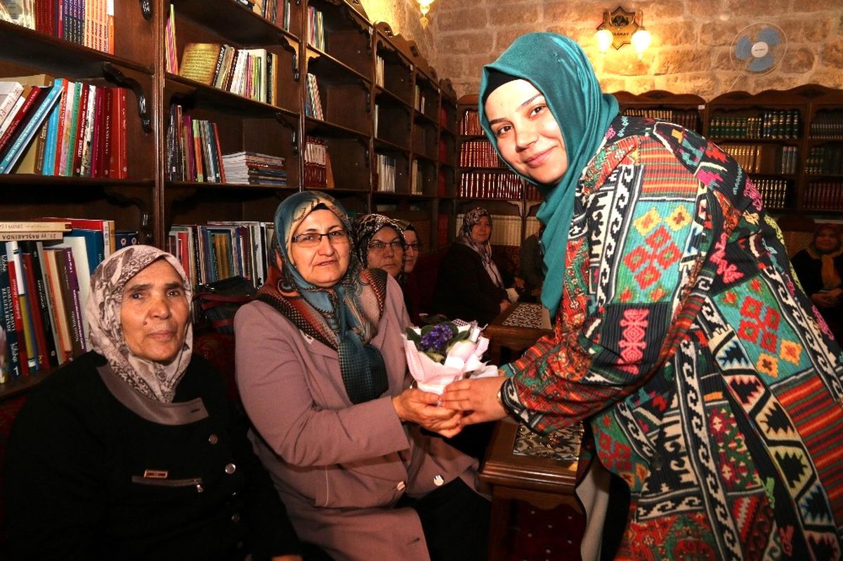 Belediyeden Şehit Annelerine Özel Anneler Günü Programı