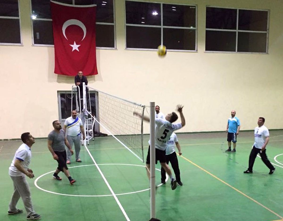 Gevaş\'ta Voleybol Turnuvası