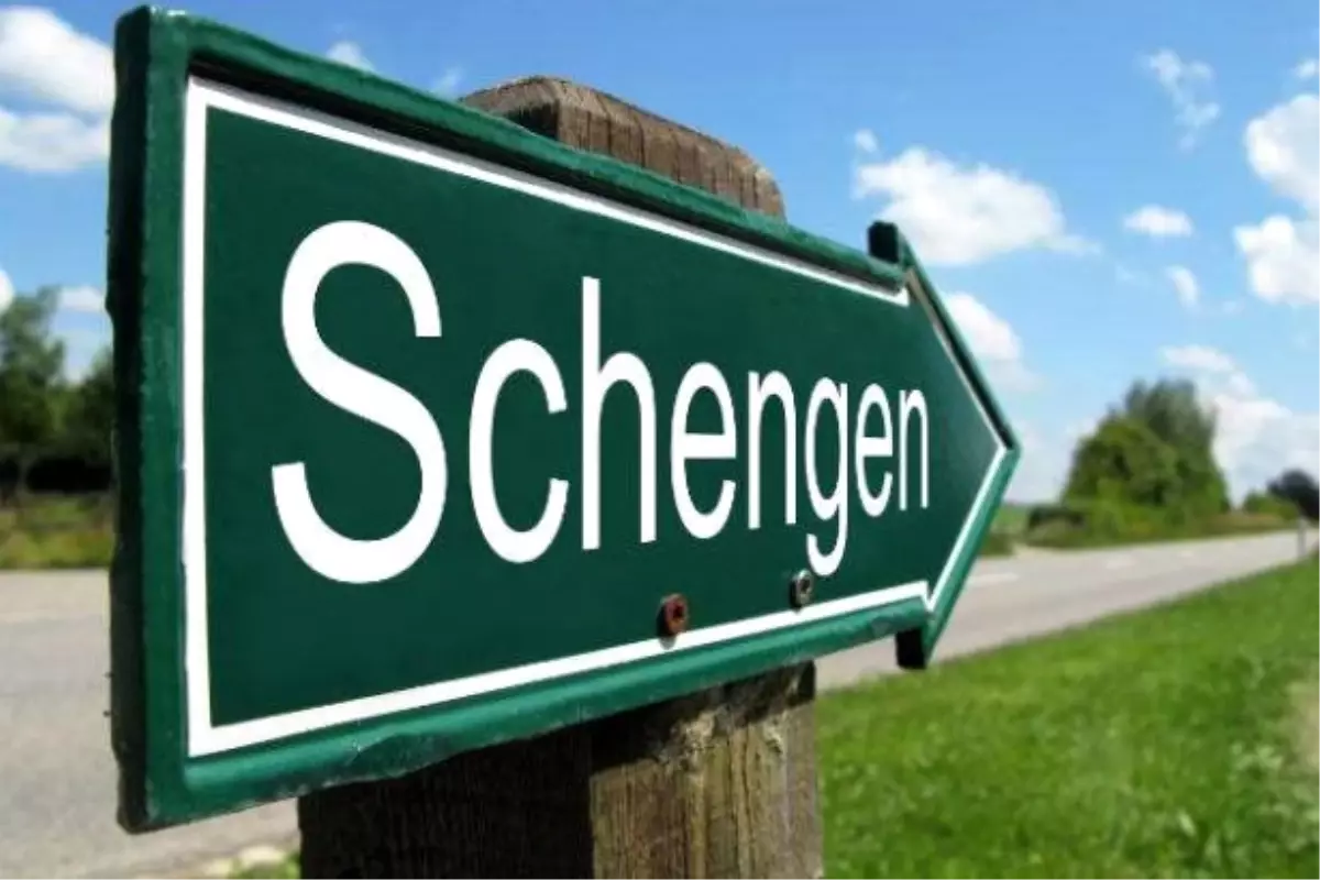 İtalya, Schengen\'i Askıya Aldı