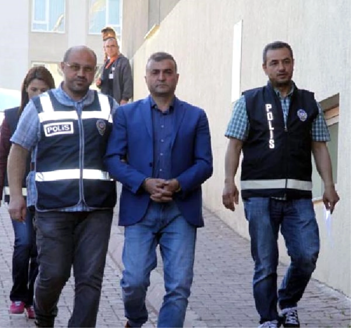 Kayseri\'de Fetö Operasyonu: 8 Gözaltı (2)