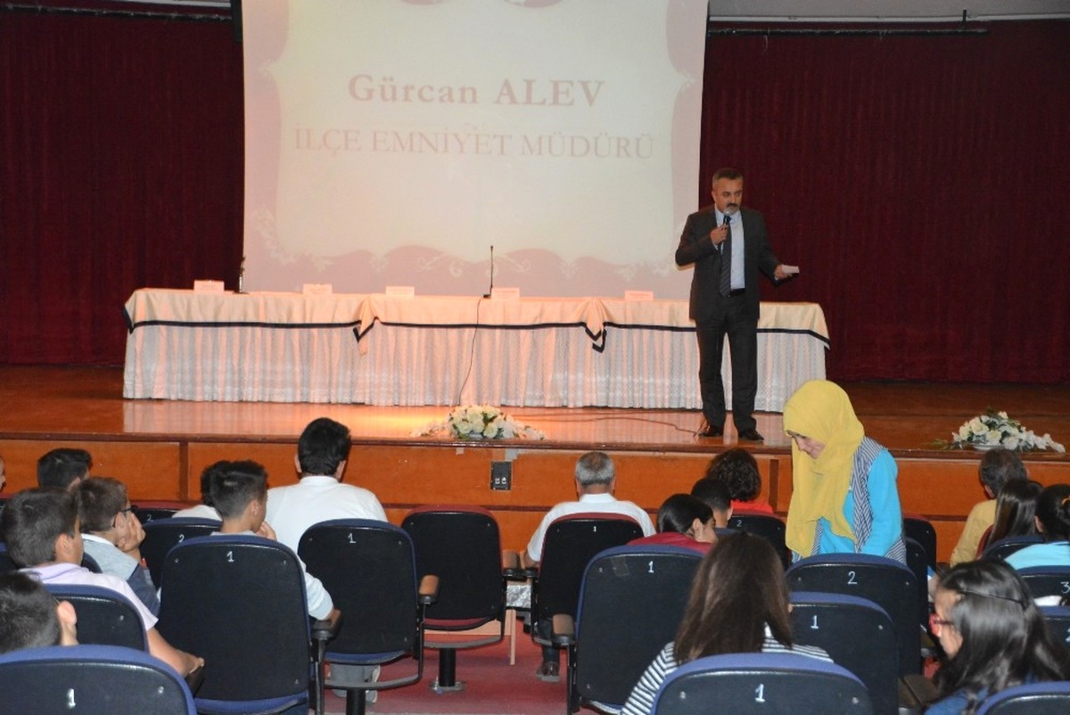 Mesleğimi Seçiyorum\' Panelinin Son Oturumu Yapıldı
