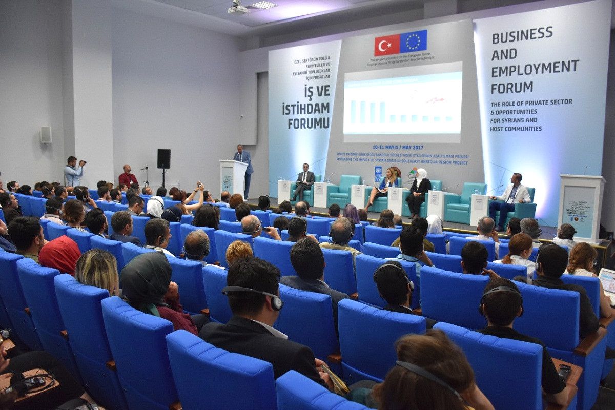 Suriyeliler Ve Ev Sahibi Toplulukların Geleceği Tartışıldı