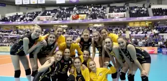 Vakıfbank Yenilgisiz Yarı Finalde