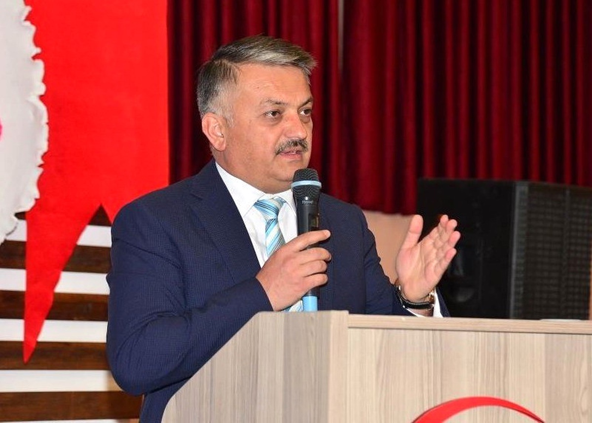 Vali Yazıcı, Anneler Günü\'nü Kutladı