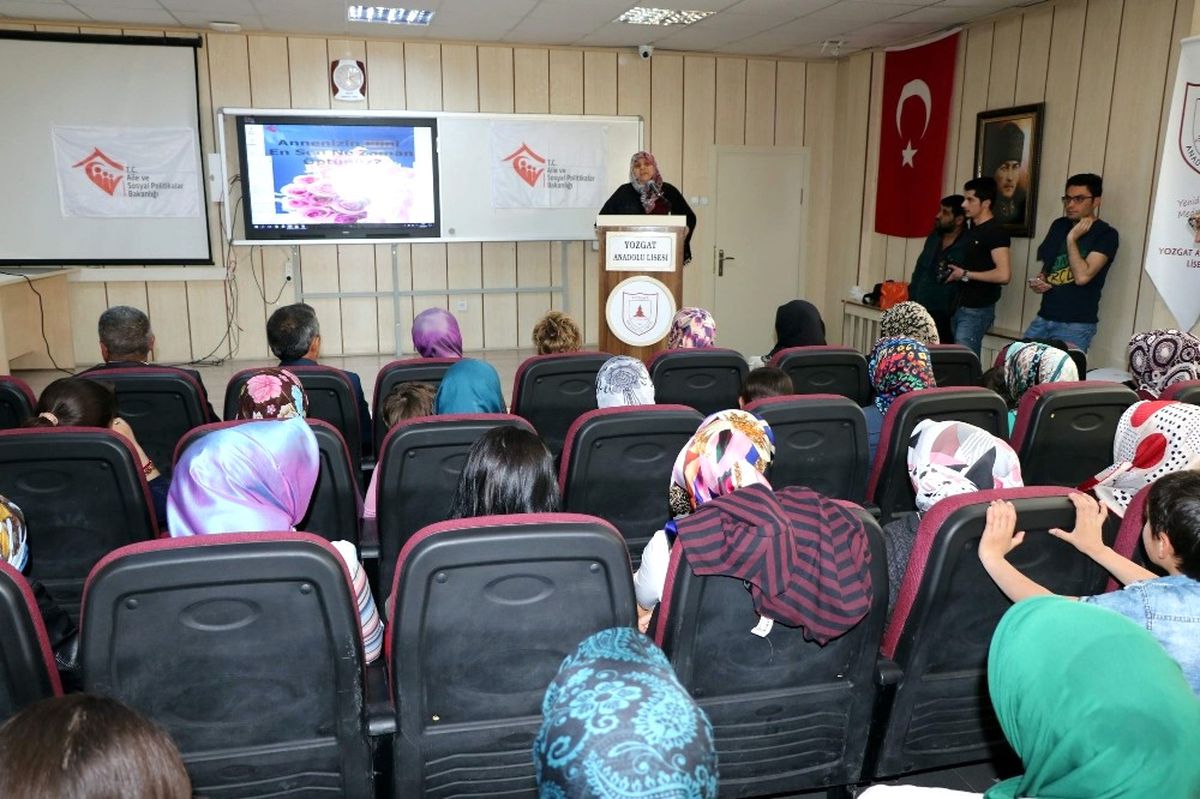 Yozgat\'ta Anneler Günü Kutlandı