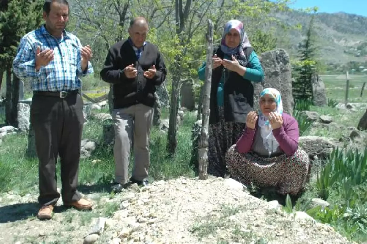 15 Temmuz Gecesi İntihar Eden Astsubayın Annesi Oğluna Şehitlik İstiyor