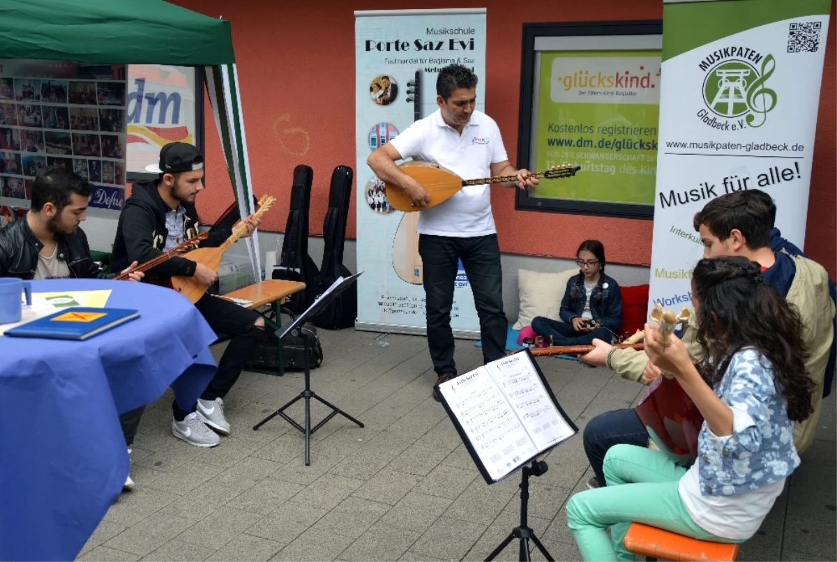 Almanya\'da, Türk Müziğini Tanıttılar