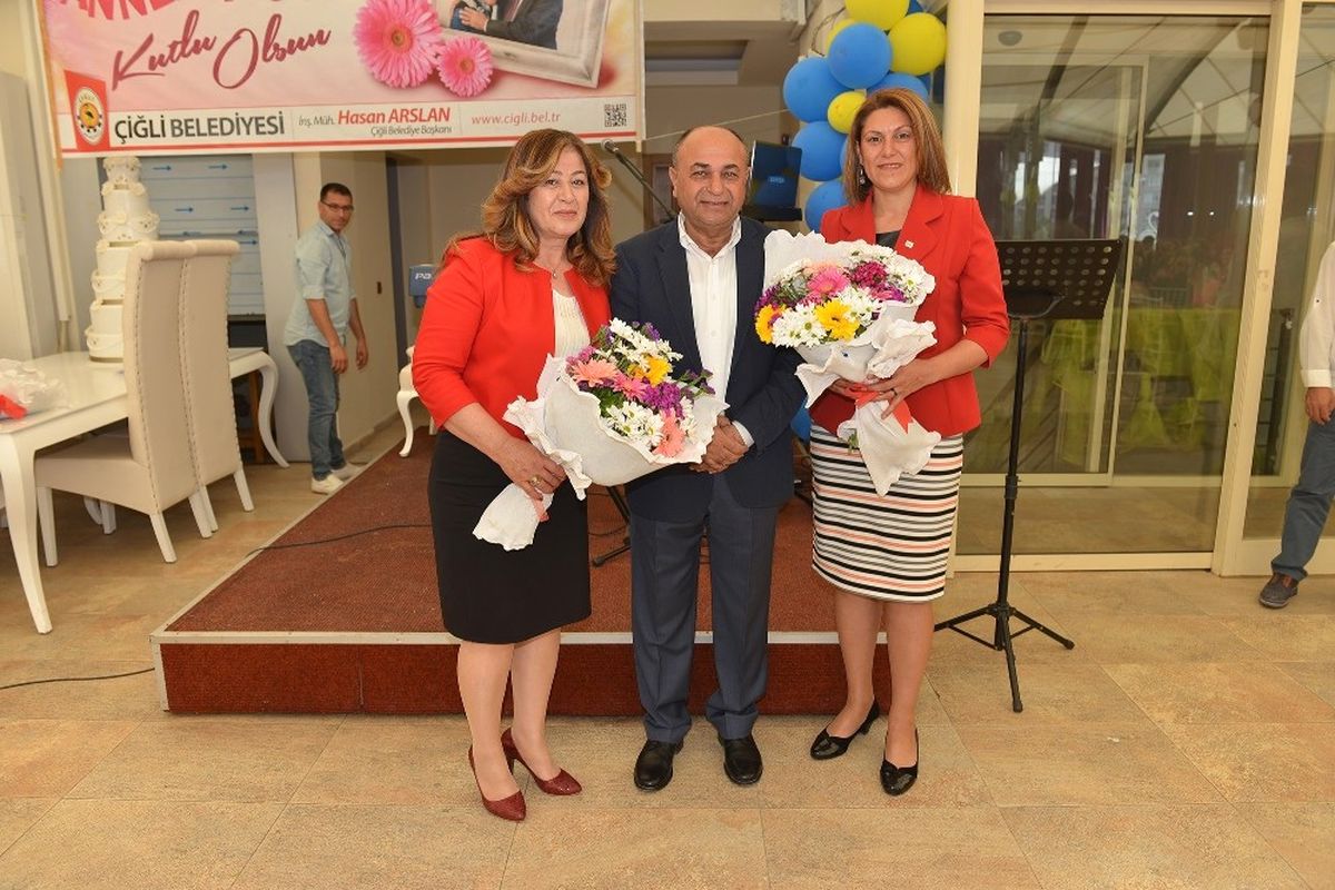 Başkan Hasan Arslan\'dan Annelere Kahvaltı