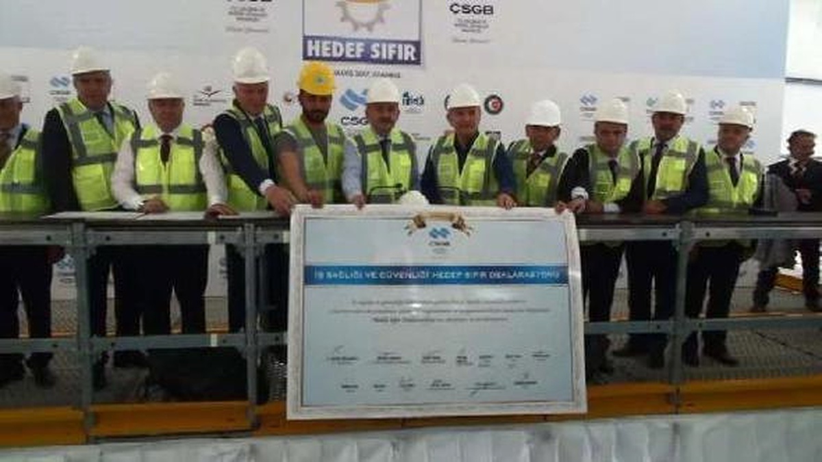 Geniş Haber) 3. Havalimanında " İş Sağlığı ve Güvenliği Deklerasyonu" İmzalandı