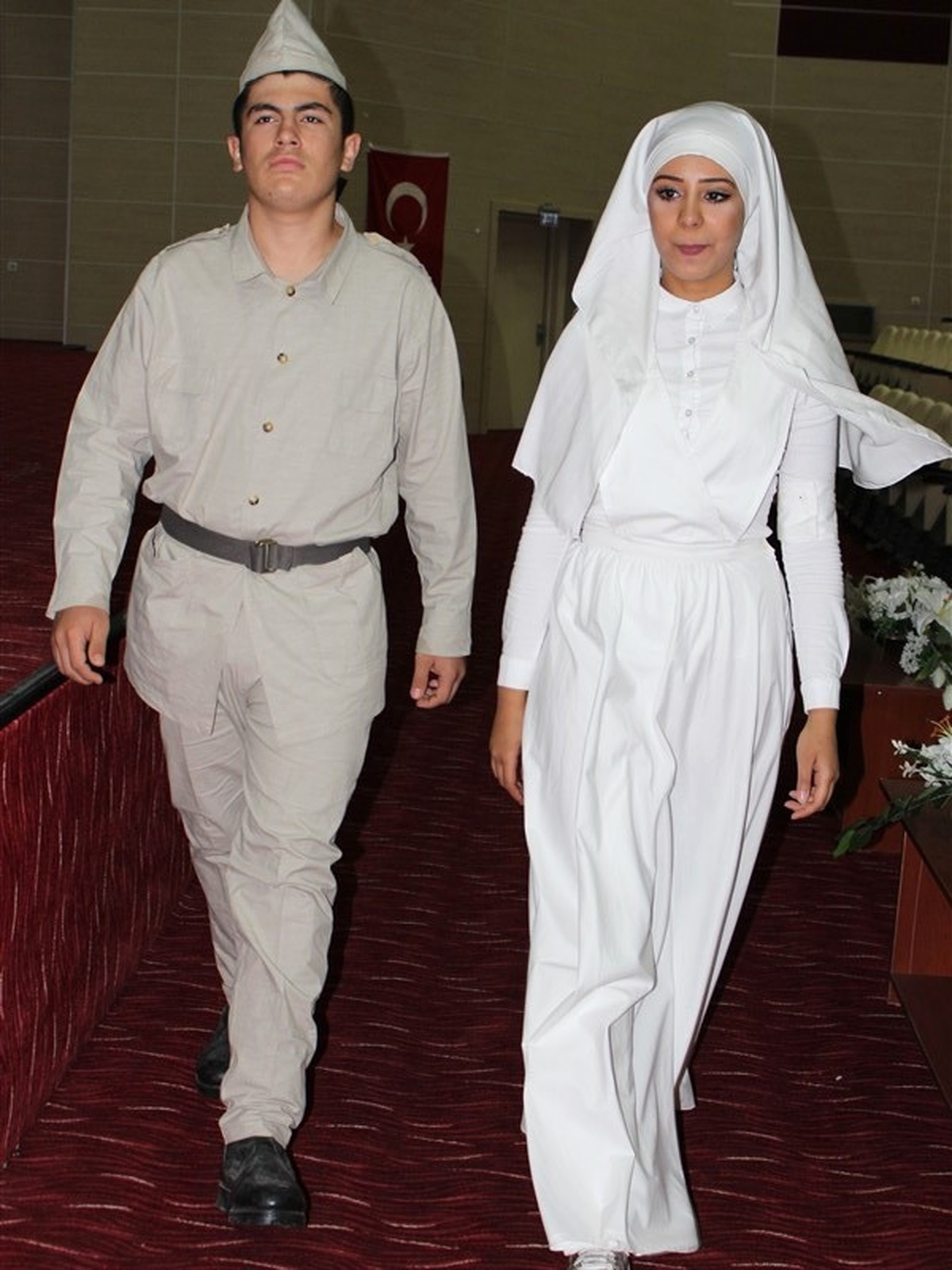 Hemşireler Günü Resim Sergisi Defile ve Müzik Dinletileriyle Kutlandı