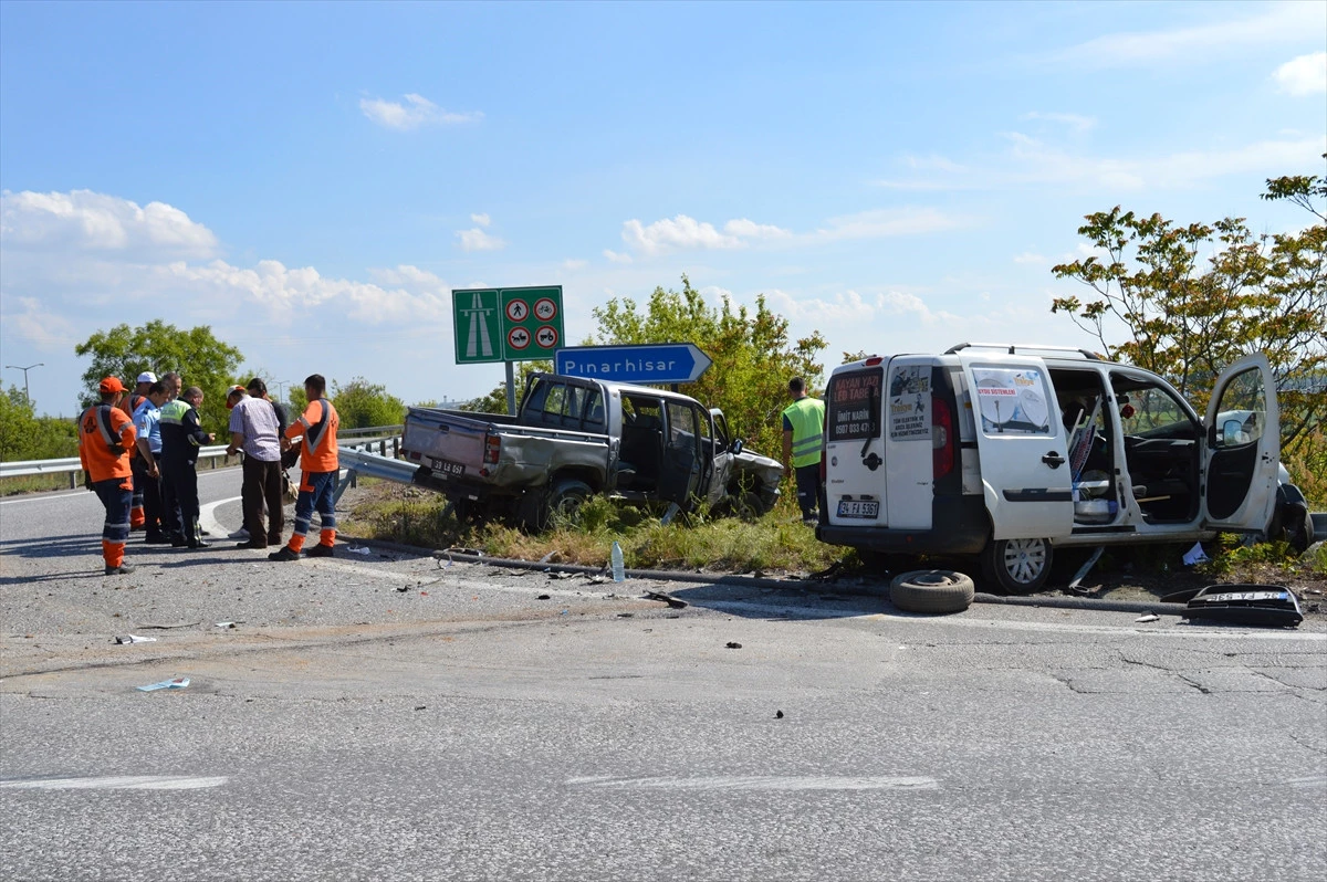 Kırklareli\'nde Trafik Kazası: 7 Yaralı