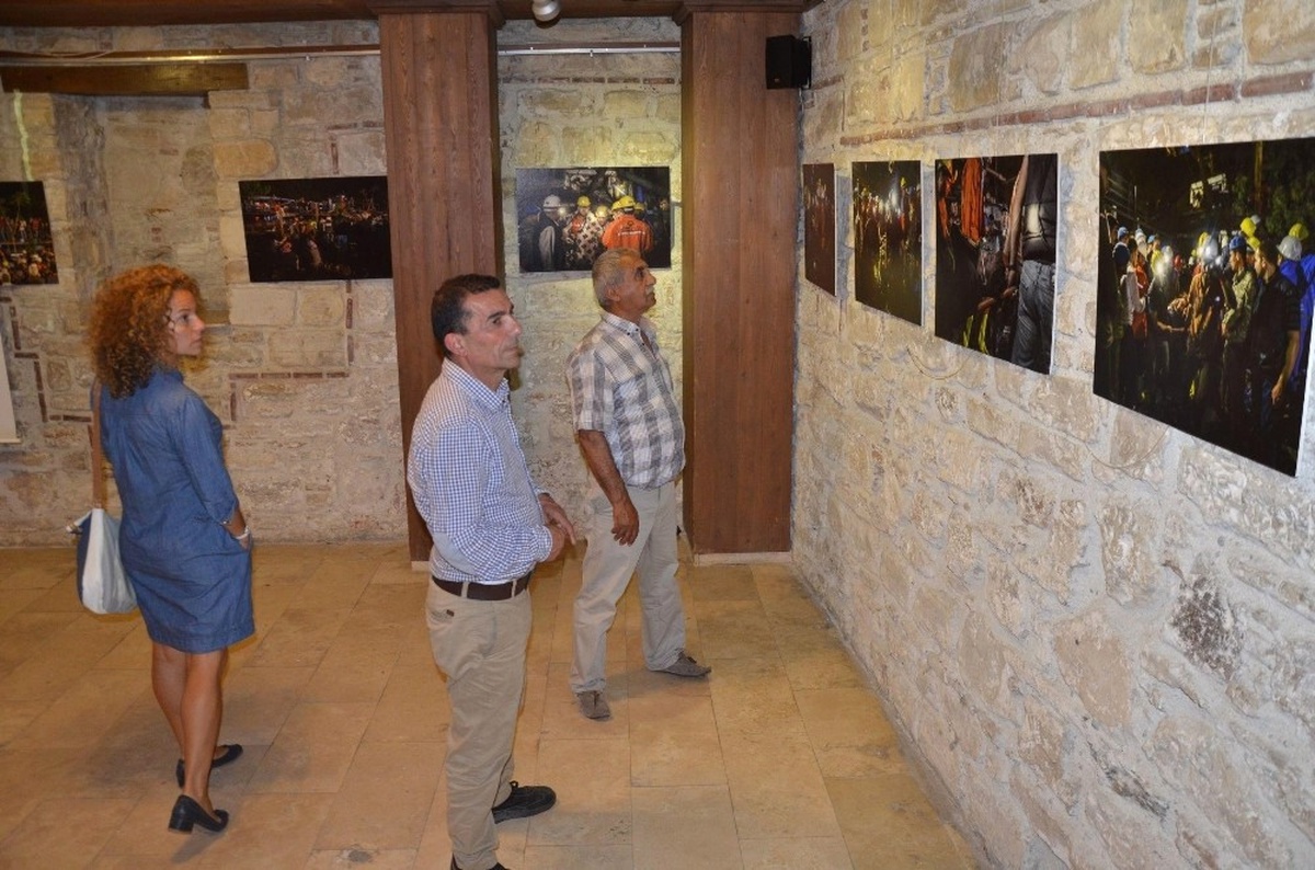 Kuşadası\'nda \'Soma\' Fotoğraf Sergisi Açıldı