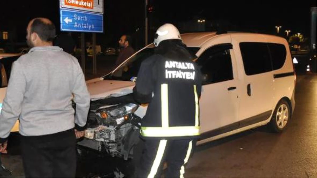 Manavgat\'ta Kaza: 1 Yaralı