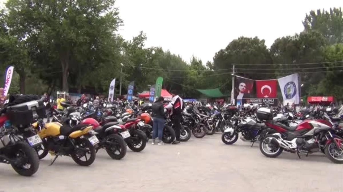 Salihli\'de Motosiklet Festivali
