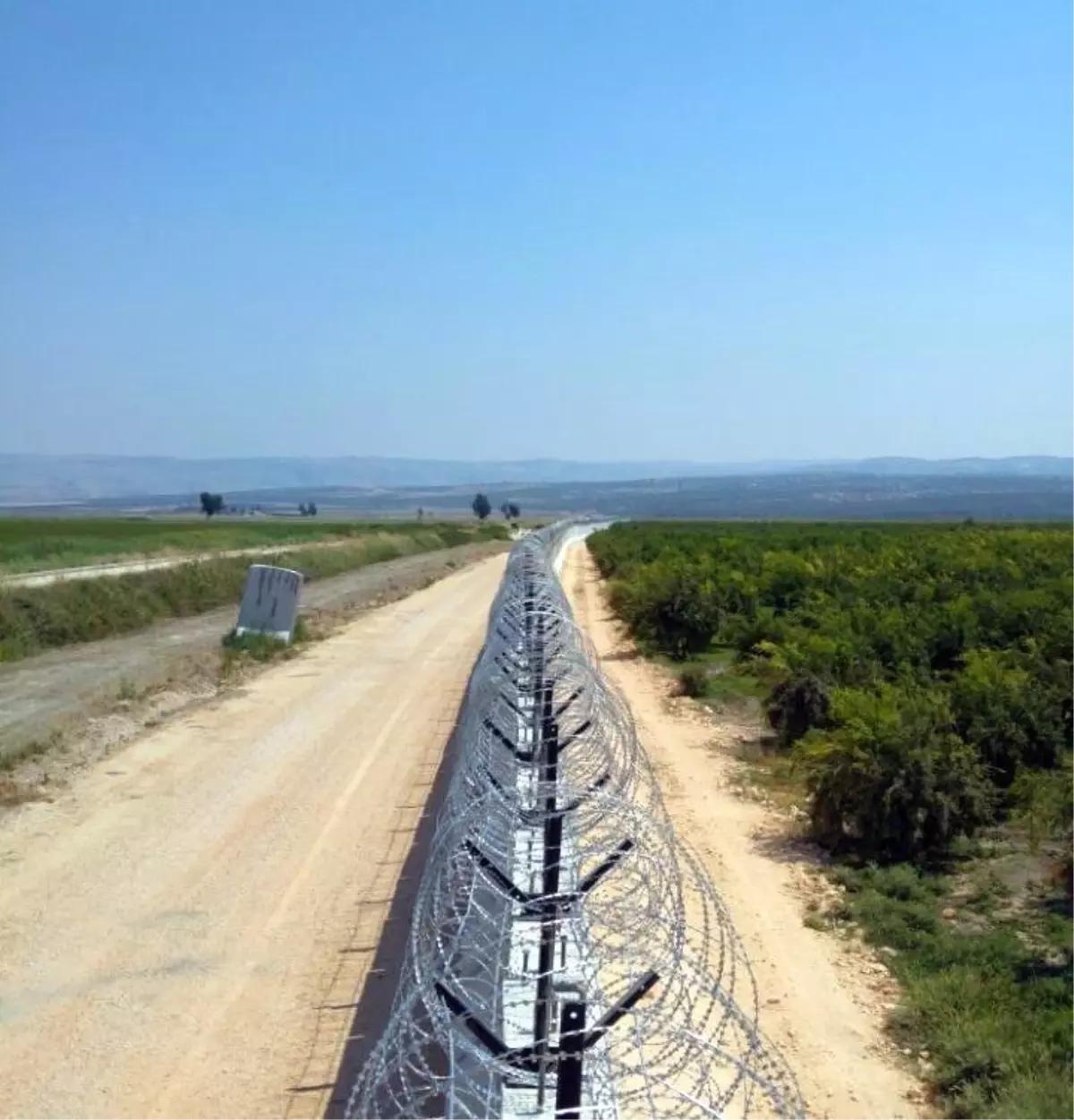 TOKİ\'den Türkiye\'nin Kuzey-Doğu Hattına 144 Kilometrelik Duvar