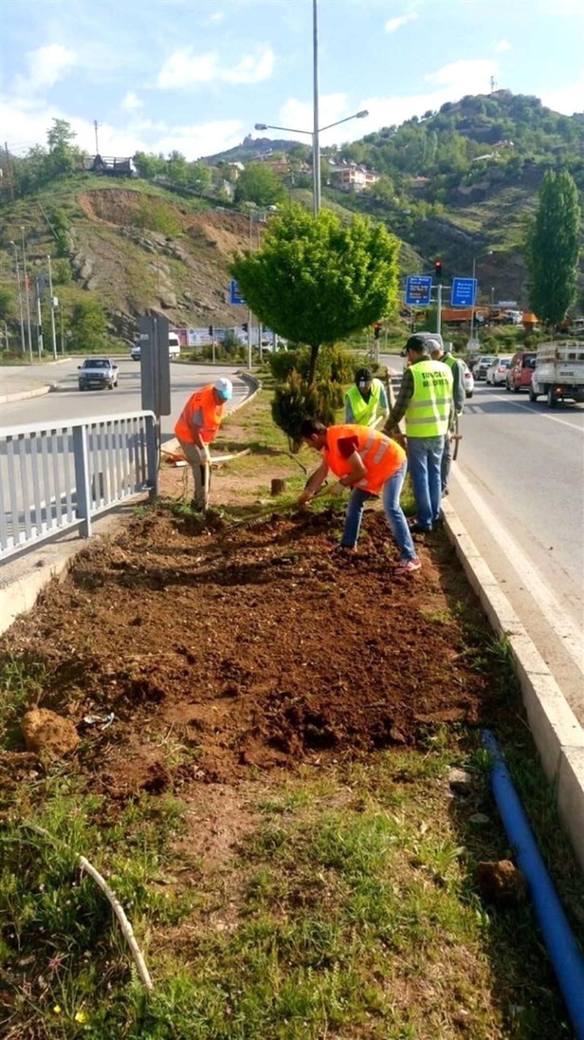Tunceli\'de Çiçeklendirme Çalışması