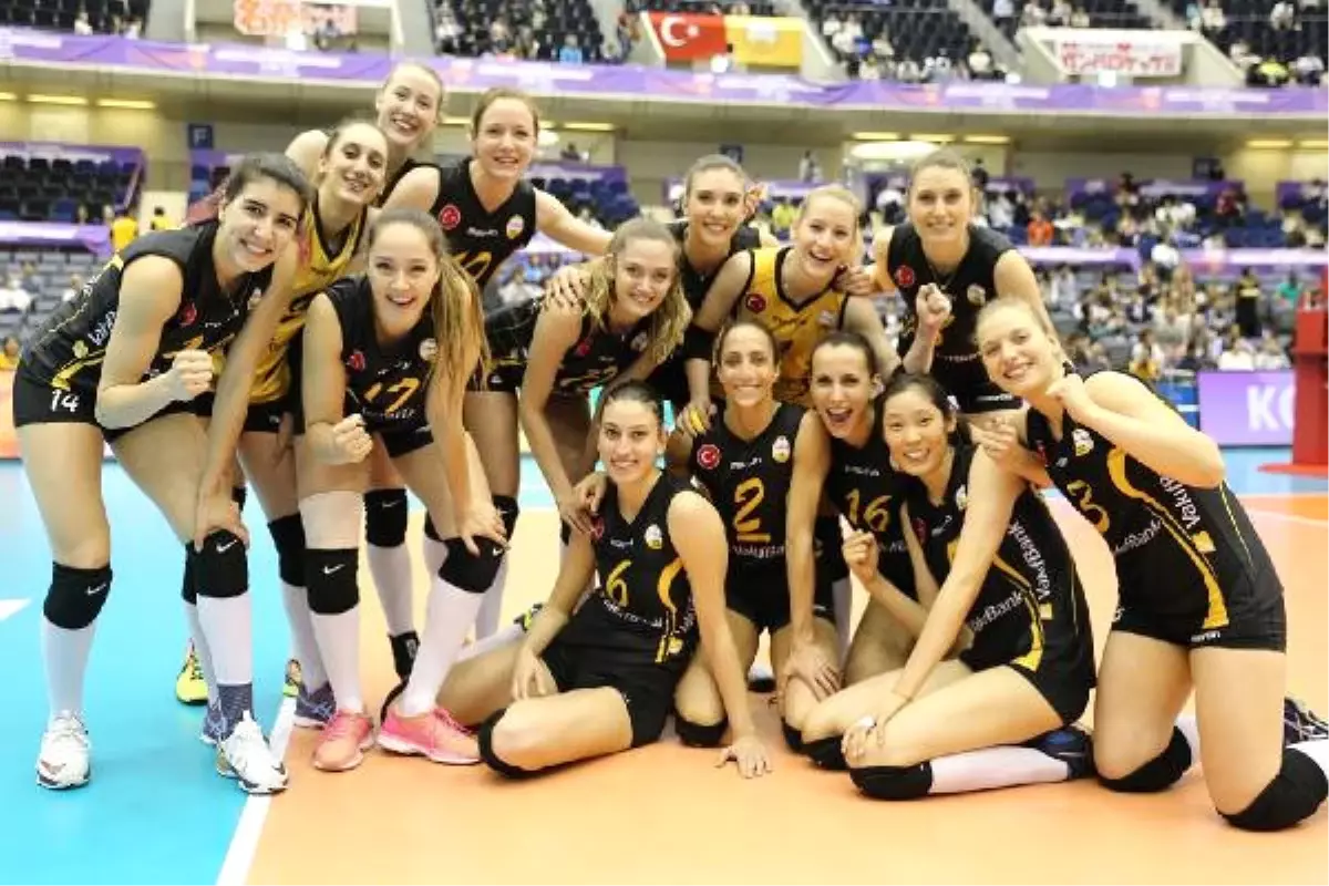 Vakıfbank Dünya Şampiyonluğu İçin Finalde