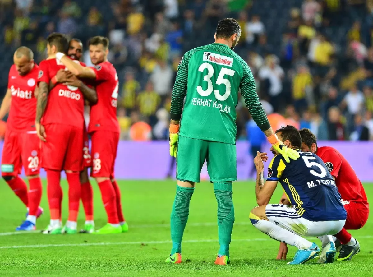 Fenerbahçe\'ye Karşı 2. Deplasman Galibiyeti