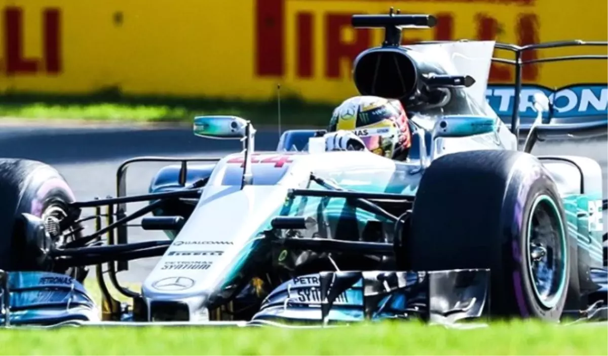 İspanya\'da Kazanan Hamilton