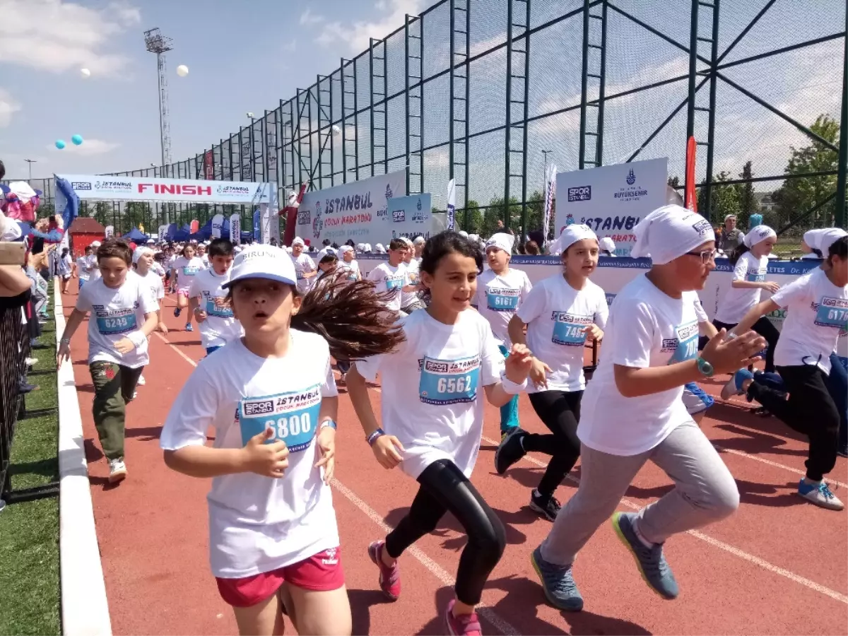 Istanbul Çocuk Maratonu Renkli Görüntülere Sahne Oldu