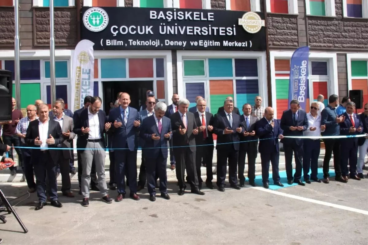 Kocaeli\'nin İlk Çocuk Üniversitesi Başiskele\'de Açıldı