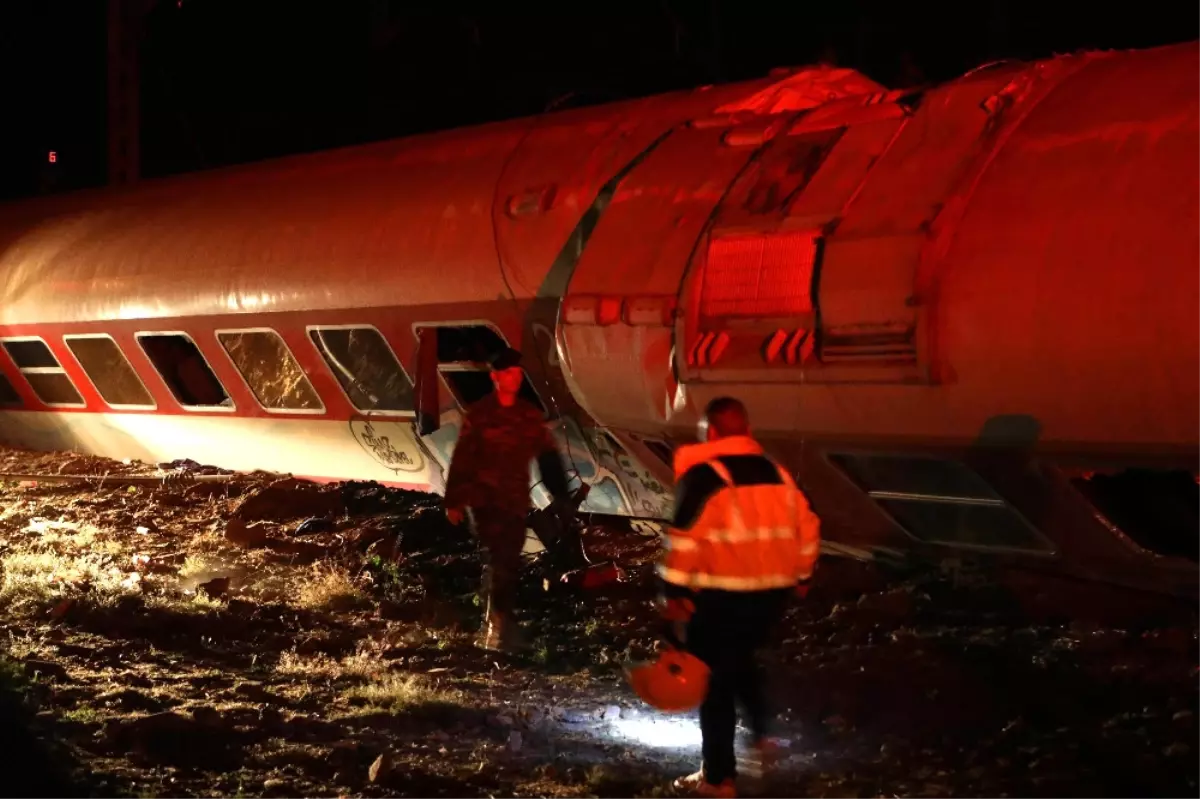 Komşuda Tren Kazası: 2 Ölü