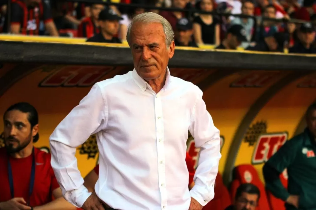 Mustafa Denizli: "Çalışmalarımızı Hedefimiz İçin Yapacağız"