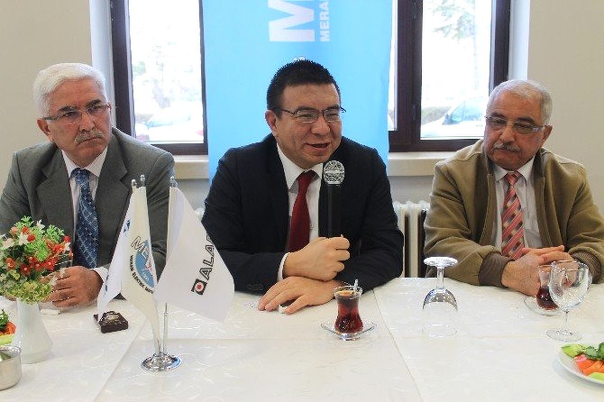 Niğde\'de Muhtarlara "Whatsapp İhbar Hattı" Anlatıldı