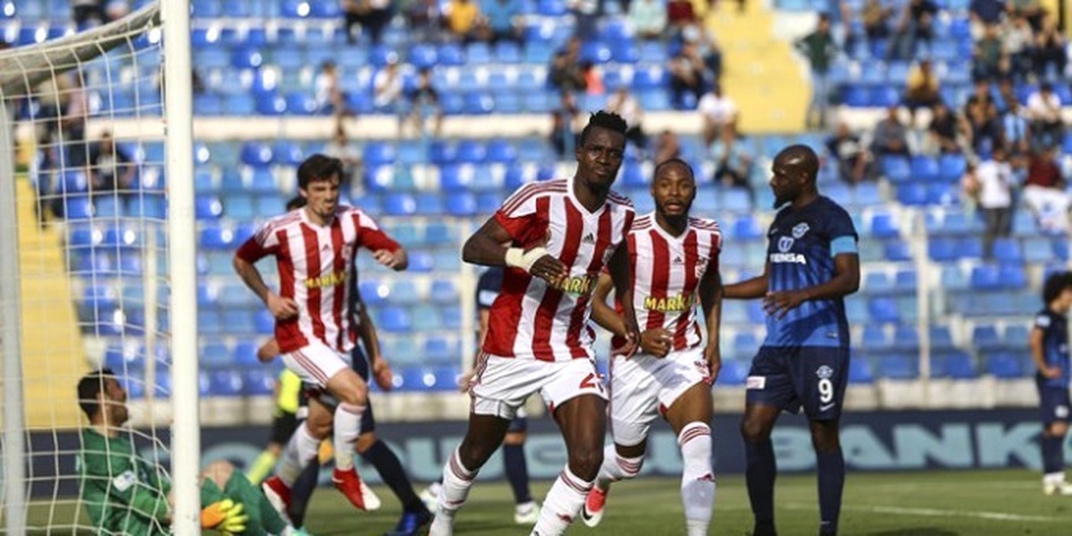 Sivasspor 1 Yıl Aradan Sonra Yeniden Süper Lig\'e
