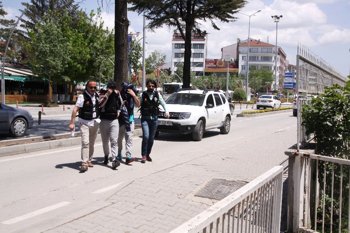 Zehir Tacirleri Adliyeye Sevk Edildi