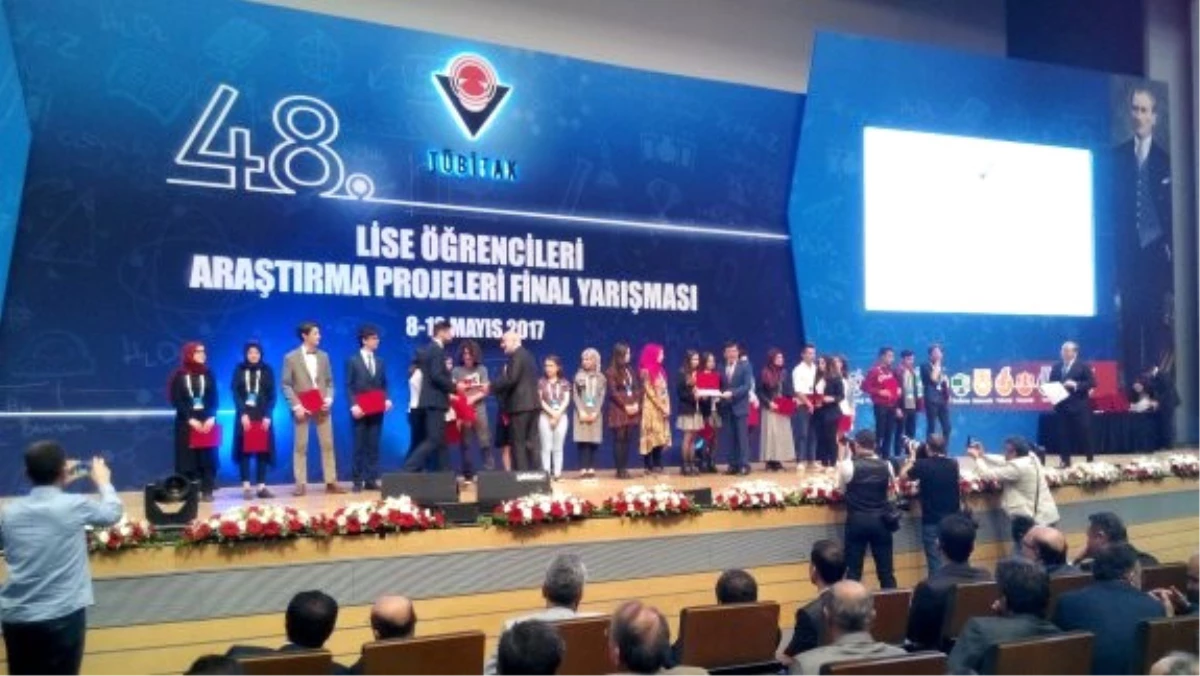 Ankara\'daki Finallerde Aydın\'dan İki Okul Türkiye 3.\'sü Oldu