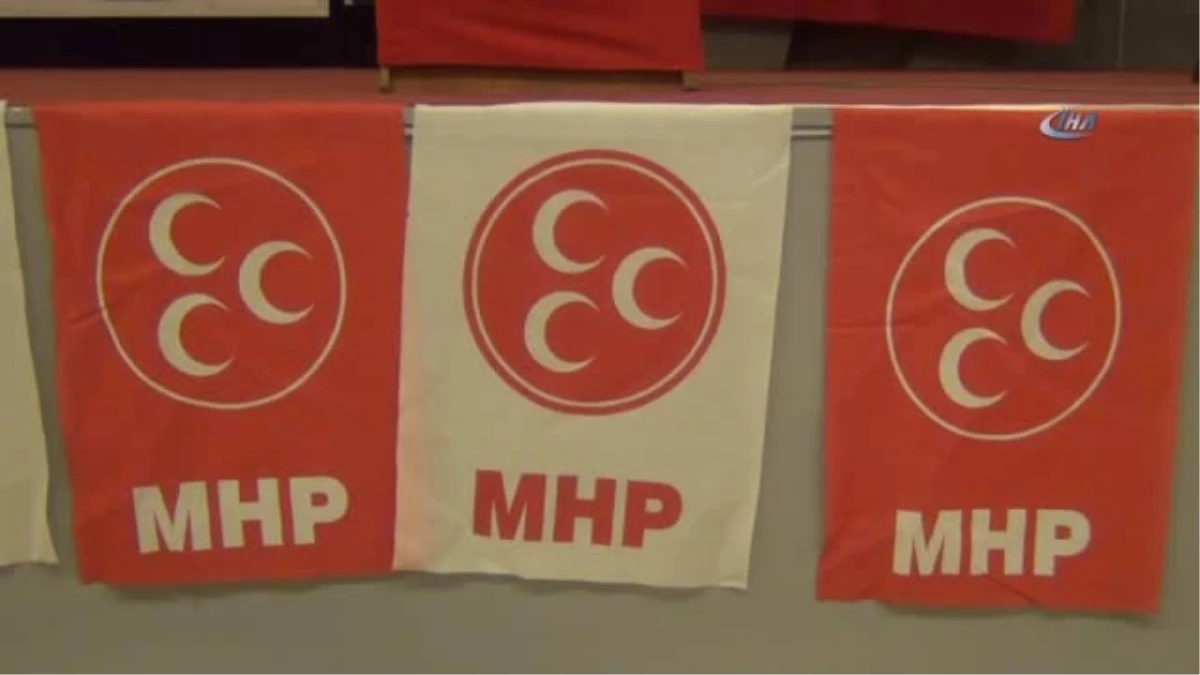 Ayvalık İlçesinde MHP\'de Mehmet Kaban Yeniden Başkan Seçildi