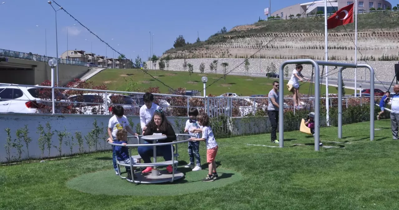 Balkantürksiad Anneleri Unutmadı