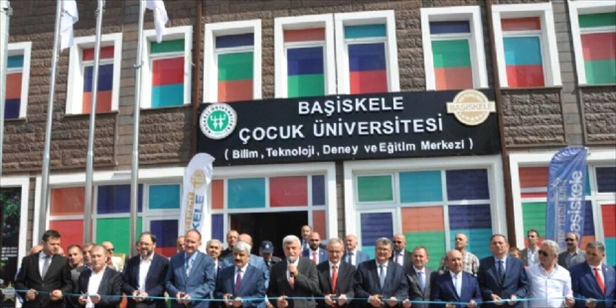 Başiskele\'de "Çocuk Üniversitesi" Açıldı