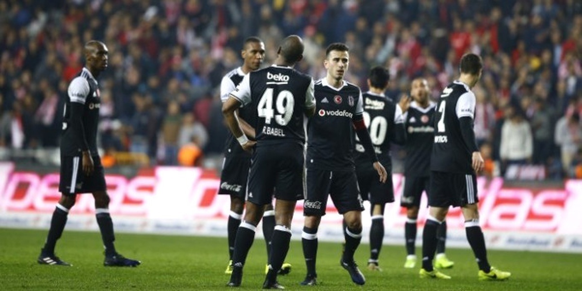 Beşiktaşlı Futbolculara Teklif Yağıyor!
