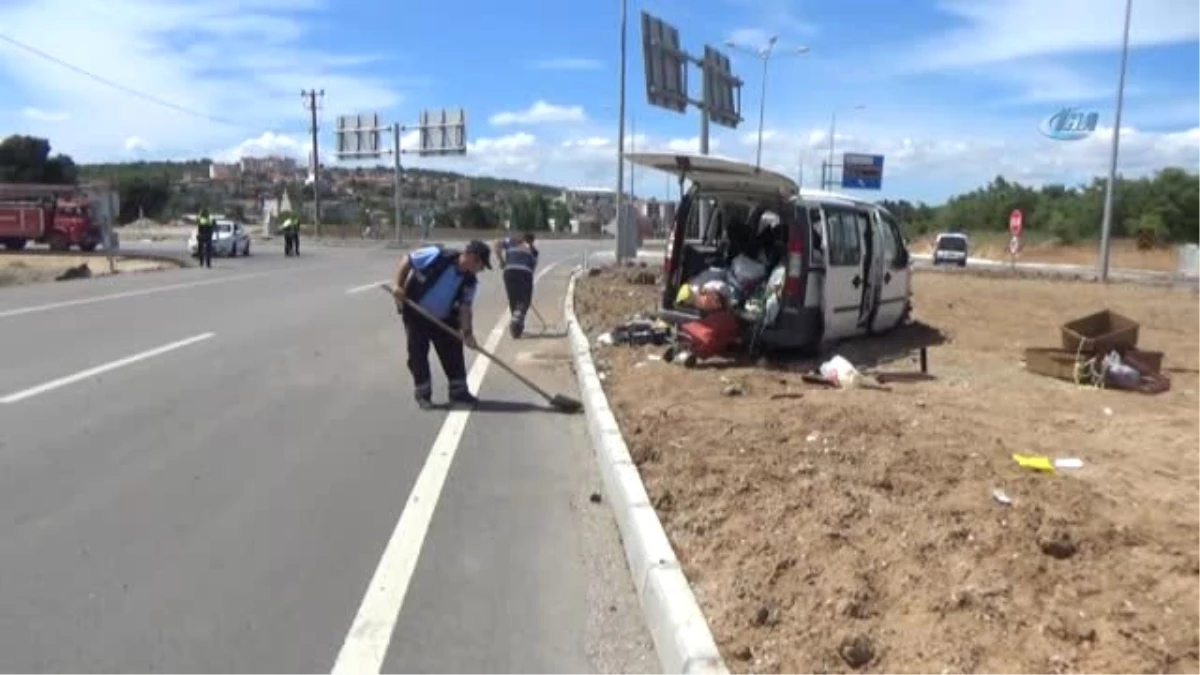 Çanakkale\'de Trafik Kazası: 9 Yaralı