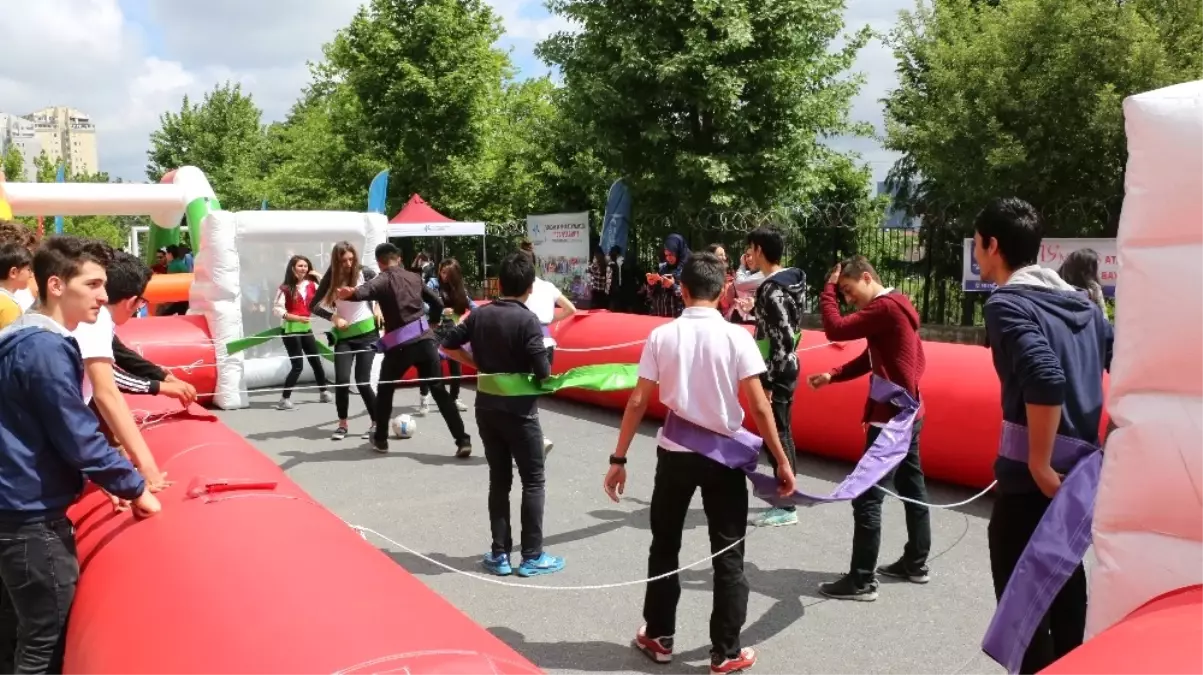 Gençlik ve Spor Şenlikleri, Öğrencileri Sınav Stresinden Uzaklaştırıyor