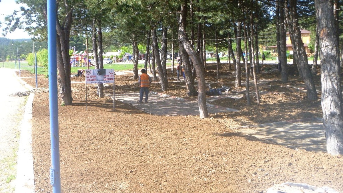 Gölpark Mesire Alanı Ziyaretçiler İçin Yaza Hazırlanıyor