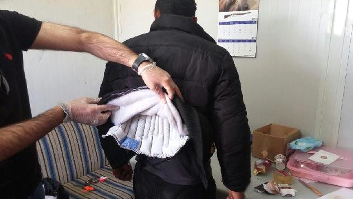Montunun Astarında 902 Gram Eroin Ele Geçen Afgan Tutuklandı